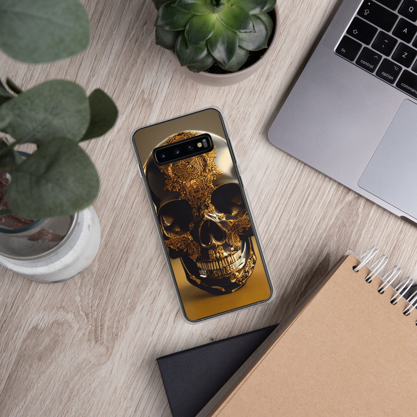 Obsidian Skull Gilded in Gold 1.0 Samsung Case